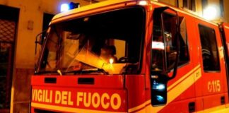 Incendio in un albergo che ospita migranti: 6 intossicati