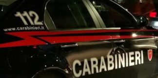 Accoltella la compagna accusandola di avere un amante: grave 28enne