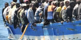Traffico di migranti: 13 arresti tra Italia e Grecia per sbarchi fantasma