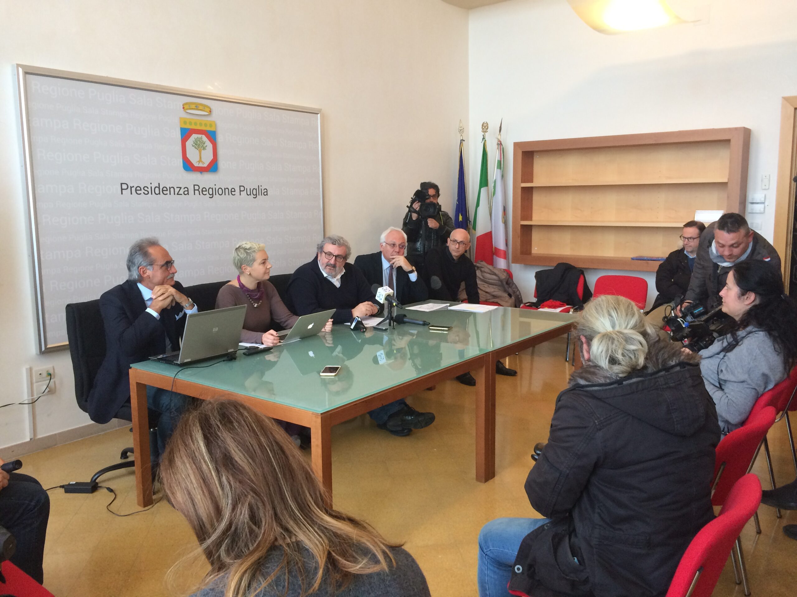 foto conferenza stampa Emiliano Ruscitti vaccini