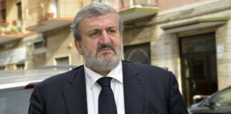 Emiliano lancia ‘primailcongresso.it’