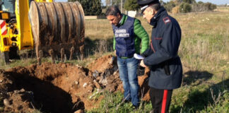Discarica abusiva in aree vincolate