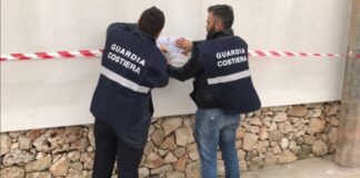 Sequestrato stabilimento balneare a Marina di Pescoluse