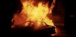 In fiamme il suv di un consigliere comunale di Cavallino
