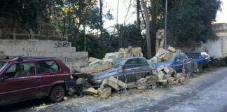 Violenta tromba d’aria in città: crollano muri e alberi sradicati