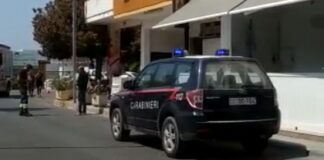 Esplode bombola del gas in un mini market: grave un uomo