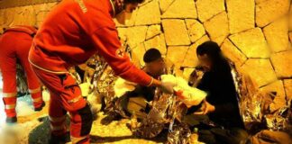 Due sbarchi in poche ore nel Salento: 81 migranti a bordo di una barca a vela