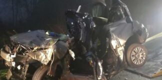 Si schianta con l’auto contro albero dopo la discoteca: muore 26enne leccese