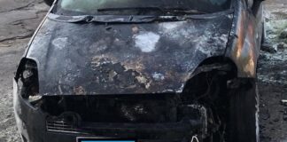 Incendiò auto la notte precedente: 30enne aggredito finisce in ospedale
