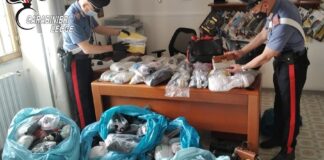 Maxi sequestro di prodotti contraffatti: denunciato 33enne