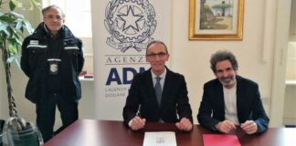 Lotta alla contraffazione, firmato il protocollo d’intesa tra il Comune e l’Agenzia delle Dogane
