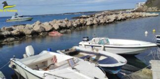 Passerelle e pontili abusi, scatta il sequestro a Gallipoli: 18 persone segnalate