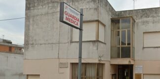 Rompe la vetrata della Guardia medica perché nessuno gli risponde: rintracciato