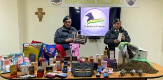 Droga e contraffazione di brand prestigiosi, un arresto a Gallipoli