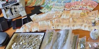 Droga e soldi in casa, arrestati due spacciatori a Porto Cesareo