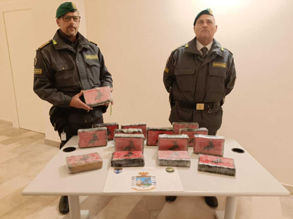 corriere droga lecce