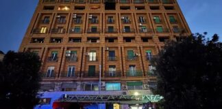 Incendio nella notte in un b&b a Napoli, muore 28enne di Maglie