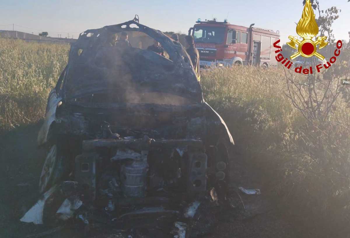 auto fiamme