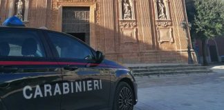 Evade dai domiciliari e innesca un inseguimento con i Carabinieri: 17enne in carcere