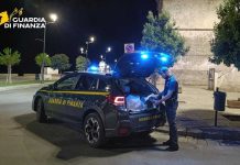 70mila prodotti non a norma, 3 depositi clandestini: 31 denunce nel Leccese
