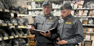 GdF Lecce, controlli sul collegamento tra pos e registratori telematici: accertate irregolarità